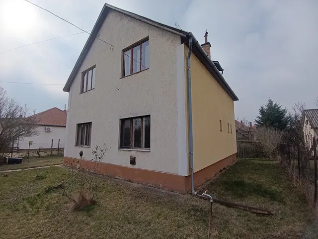 Eladó ház Budapest XVII. kerület, Akadémia-Újtelep 132 nm