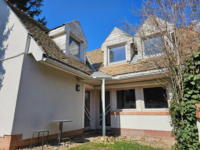 Eladó ház Budaörs, Ófalu 180 nm