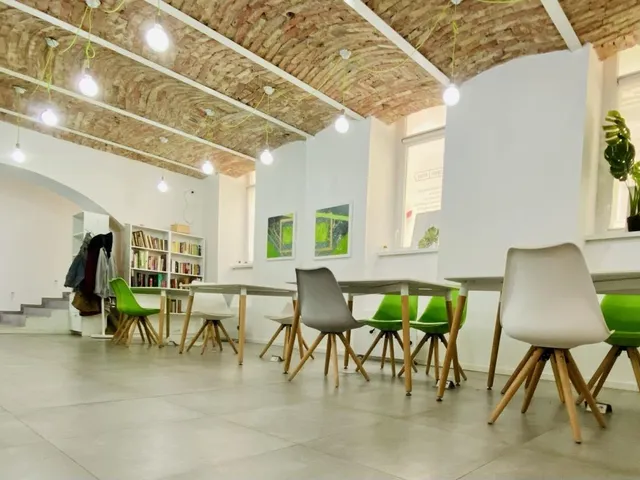 Eladó kereskedelmi és ipari ingatlan Budapest VII. kerület 200 nm