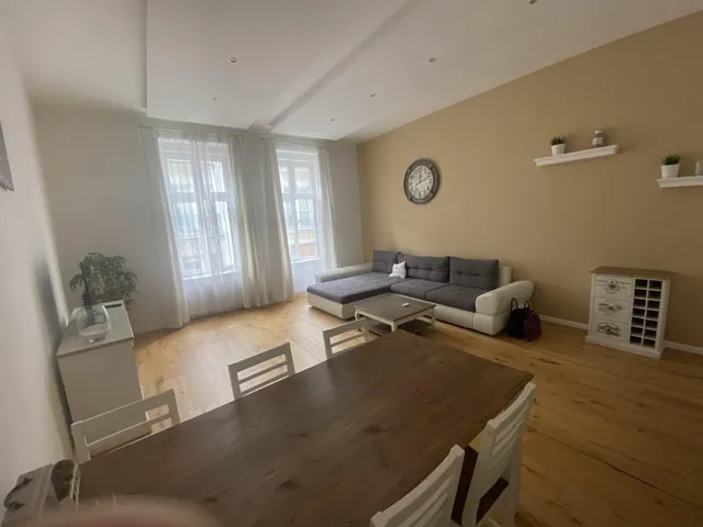 Eladó lakás Budapest VI. kerület 56 nm