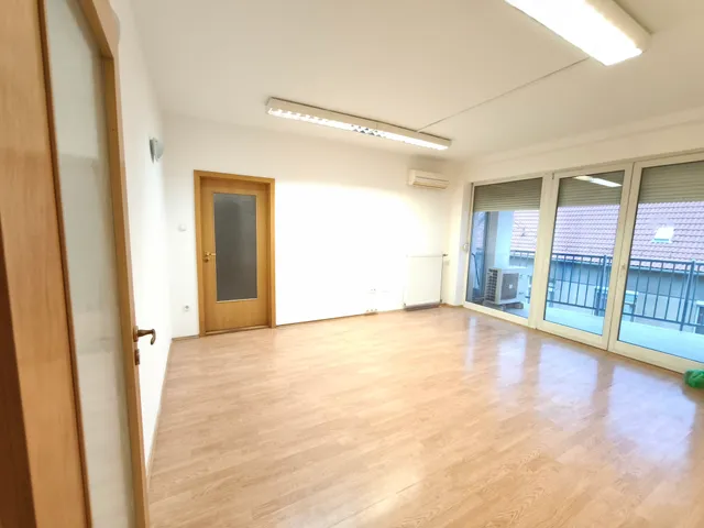 Kiadó lakás Budapest XIV. kerület, Istvánmező 104 nm