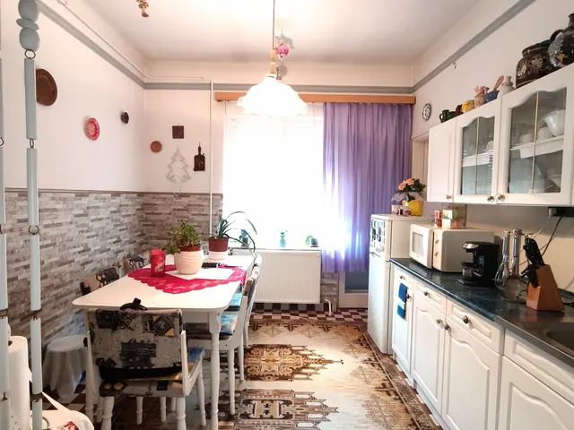 Eladó ház Zsámbok 120 nm