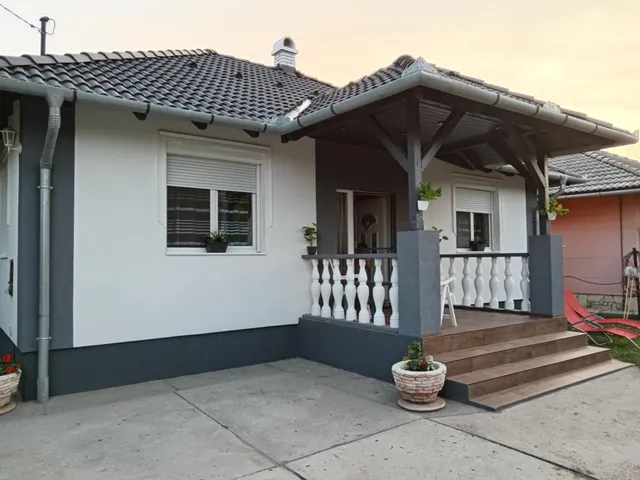 Eladó ház Pusztaszabolcs 68 nm