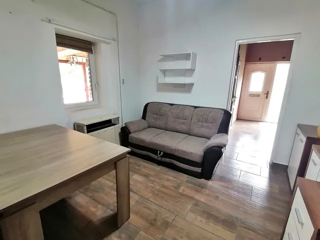 Eladó ház Pusztaszabolcs 120 nm