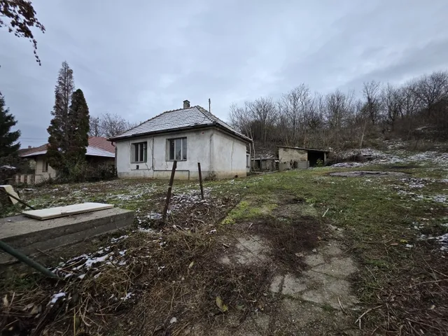 Eladó ház Kulcs 60 nm