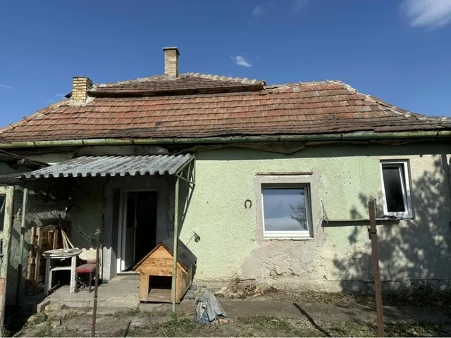 Eladó ház Pusztaszabolcs 64 nm