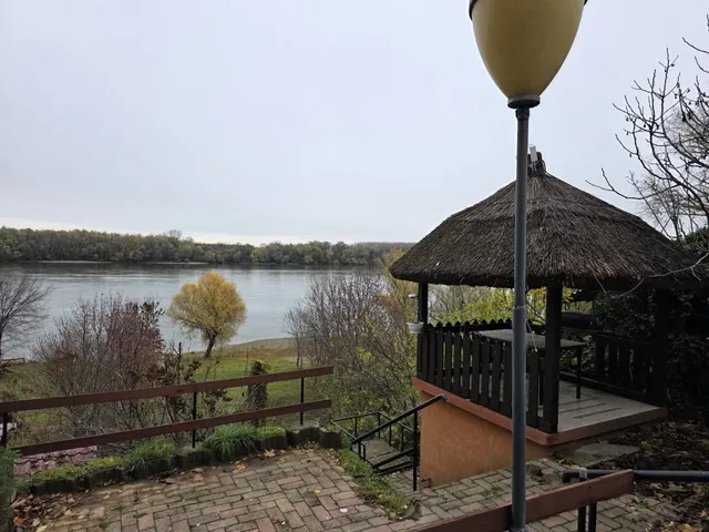 Eladó ház Kulcs 60 nm