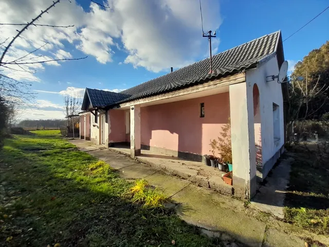 Eladó ház Sárkeszi 70 nm