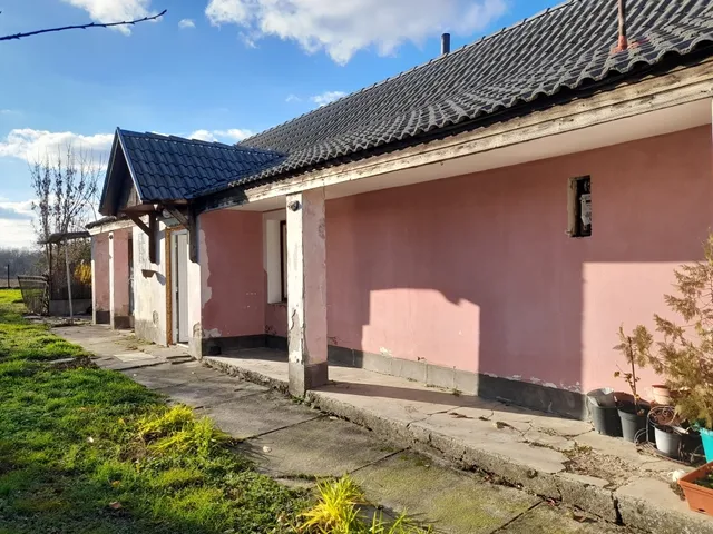 Eladó ház Sárkeszi 70 nm