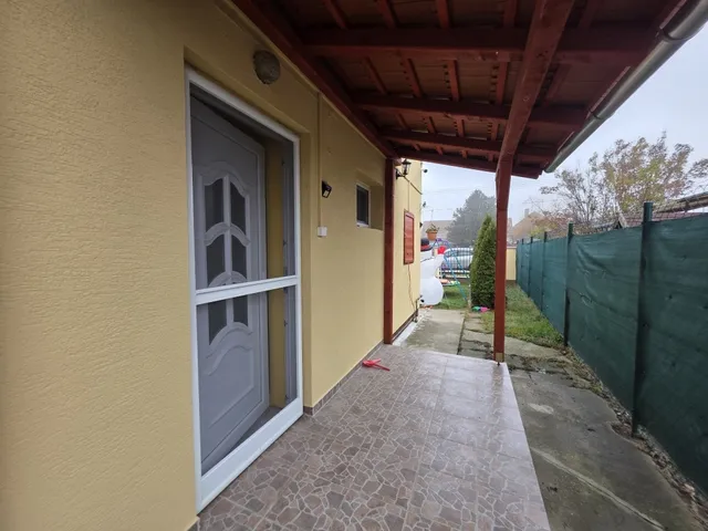 Eladó ház Pusztaszabolcs 65 nm