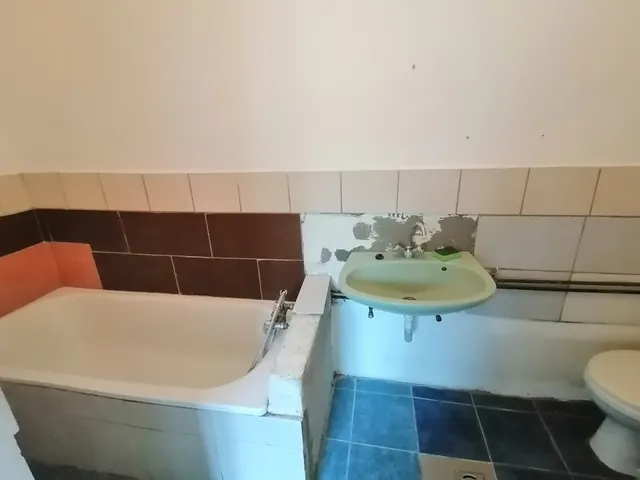 Eladó ház Pusztaszabolcs 36 nm