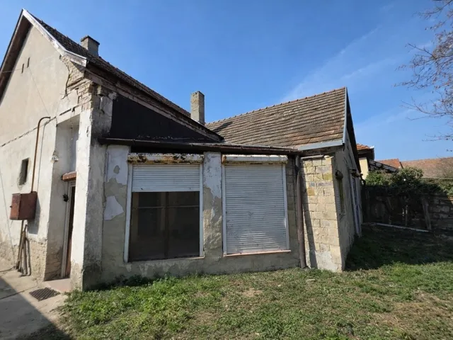 Eladó ház Adony 159 nm