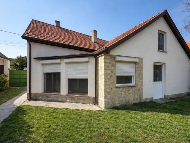 Eladó ház Adony 81 nm