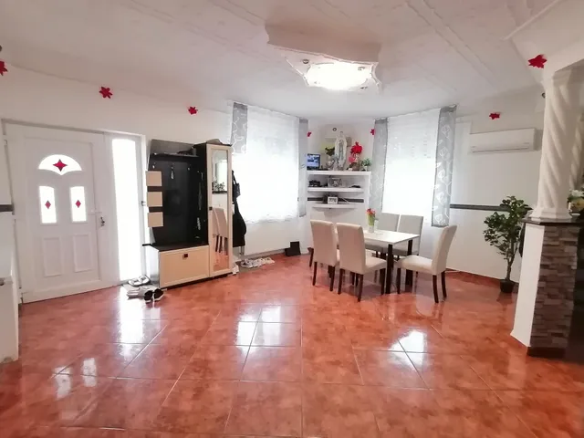 Eladó ház Pusztaszabolcs 68 nm