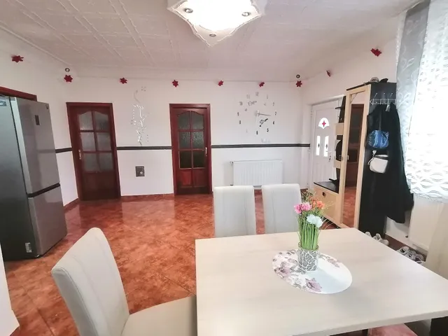 Eladó ház Pusztaszabolcs 68 nm