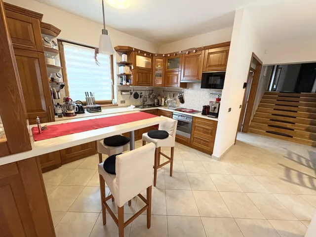 Eladó ház Pákozd 155 nm