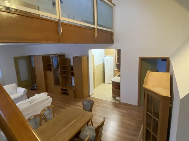 Eladó lakás Székesfehérvár, Víziváros 110 nm