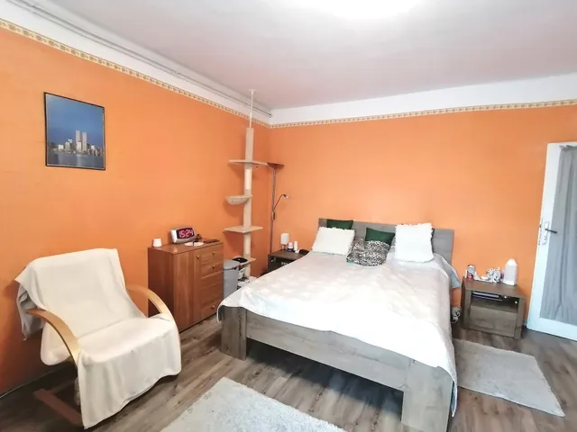 Eladó lakás Pusztaszabolcs 62 nm