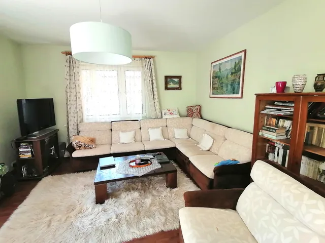 Eladó lakás Beloiannisz 97 nm