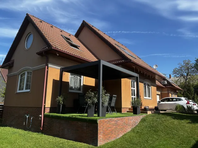 Eladó ház Székesfehérvár 200 nm