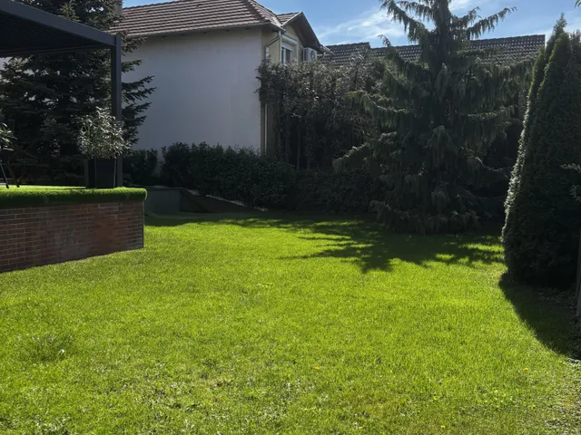 Eladó ház Székesfehérvár 200 nm