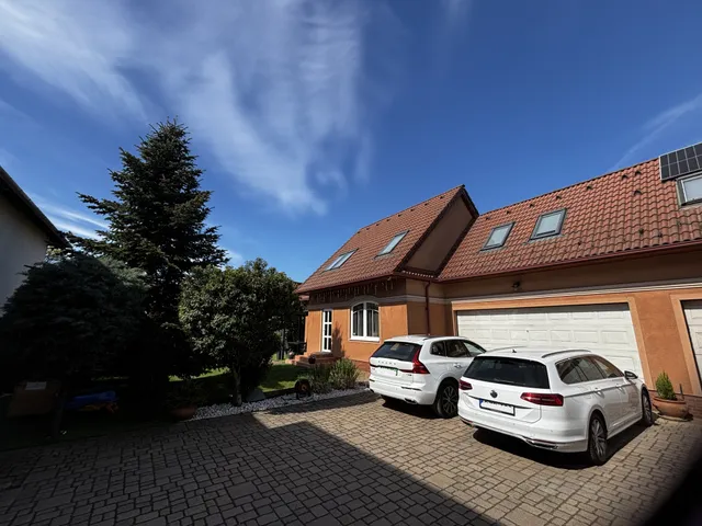 Eladó ház Székesfehérvár 200 nm