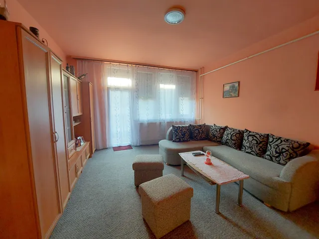 Eladó lakás Szabadegyháza 80 nm