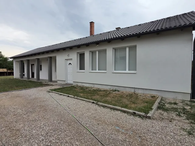 Eladó ház Adony 76 nm