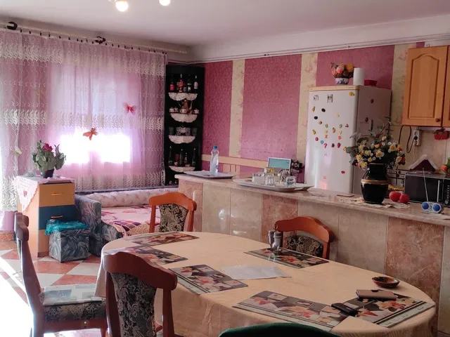 Eladó ház Szigetszentmiklós 260 nm