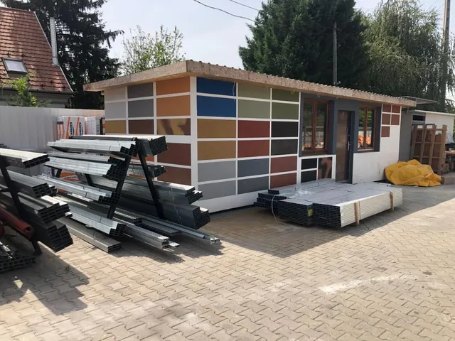 Eladó kereskedelmi és ipari ingatlan Budapest XXI. kerület 283 nm