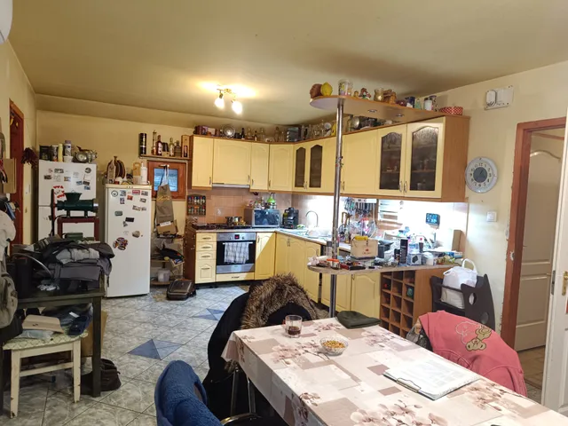 Eladó ház Dunaharaszti 220 nm