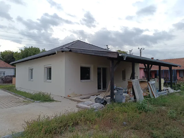 Eladó ház Szigethalom 122 nm