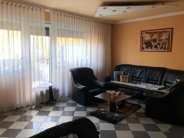 Eladó ház Budapest XVIII. kerület 159 nm