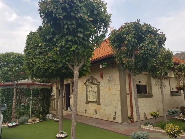 Eladó ház Budapest XXI. kerület 240 nm