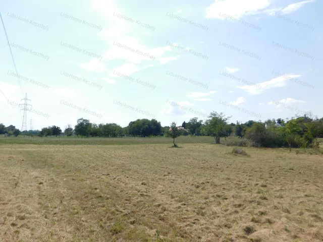 Eladó mezőgazdasági ingatlan Cserszegtomaj 2461 nm