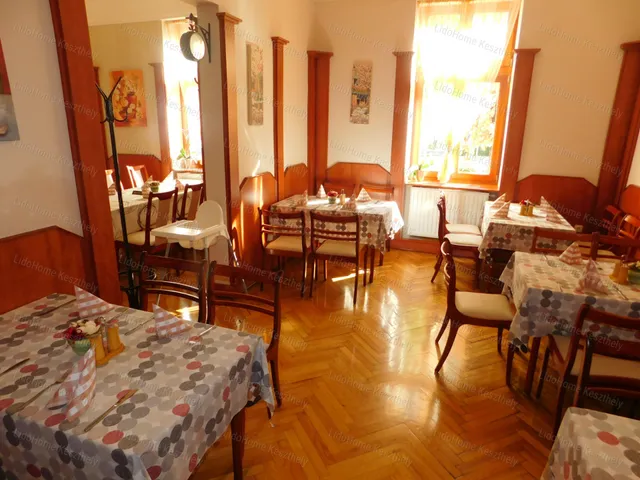 Eladó kereskedelmi és ipari ingatlan Keszthely 410 nm