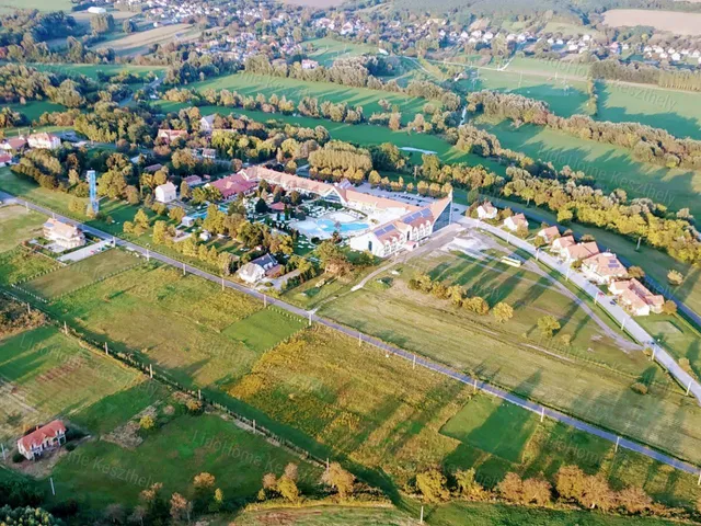 Eladó kereskedelmi és ipari ingatlan Zalacsány 1 nm