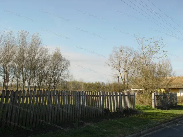 Eladó telek Hosszúvíz 4047 nm