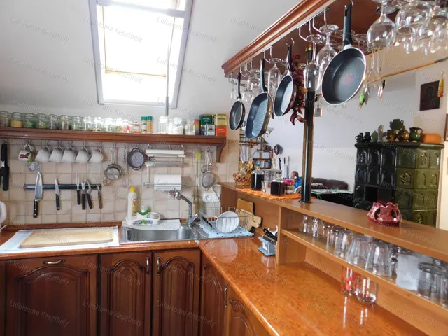 Eladó ház Hévíz 250 nm