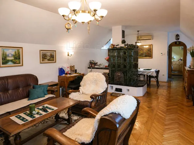 Eladó ház Hévíz 250 nm