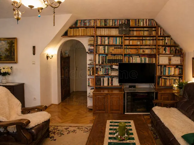 Eladó ház Hévíz 250 nm