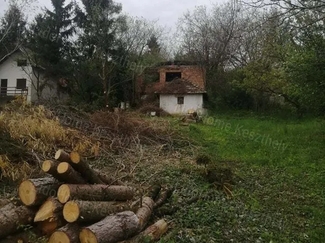 Eladó mezőgazdasági ingatlan Karmacs 2937 nm