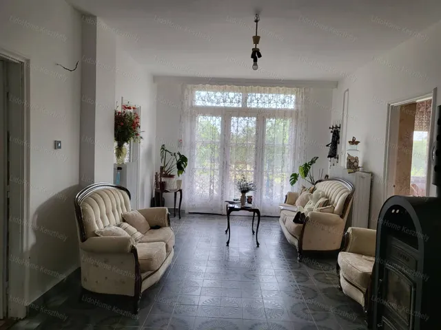 Eladó ház Gyenesdiás, Felsőgyenes 120 nm