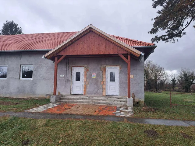 Eladó ház Csákány 365 nm