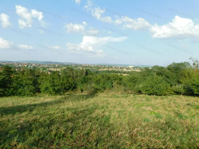Eladó telek Alsópáhok 4180 nm