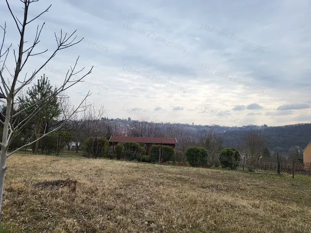 Eladó telek Zalaegerszeg 1031 nm