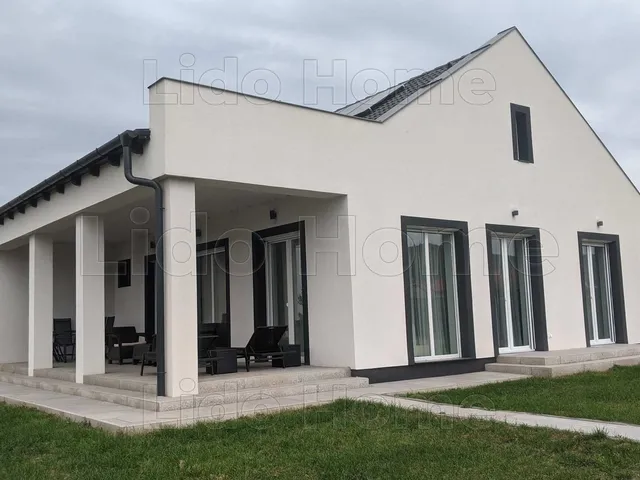 Eladó ház Balatongyörök 180 nm