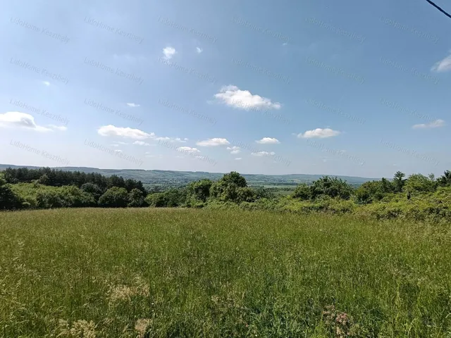 Eladó telek Kehidakustány 1781 nm