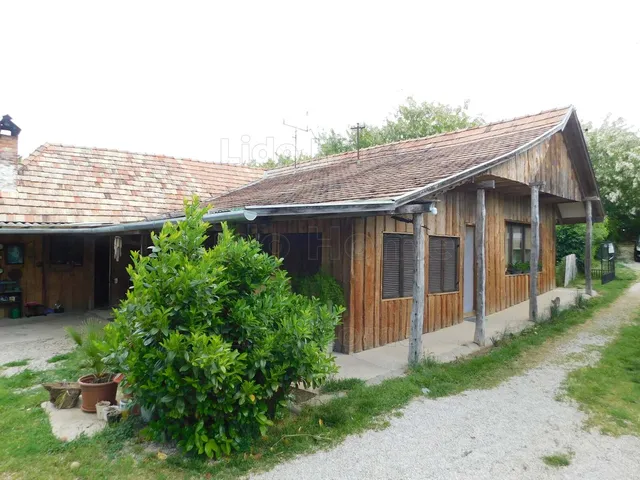 Eladó ház Nemesbük 99 nm