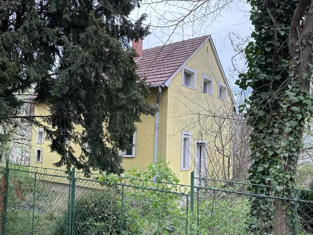 Eladó nyaraló Balatongyörök 80 nm